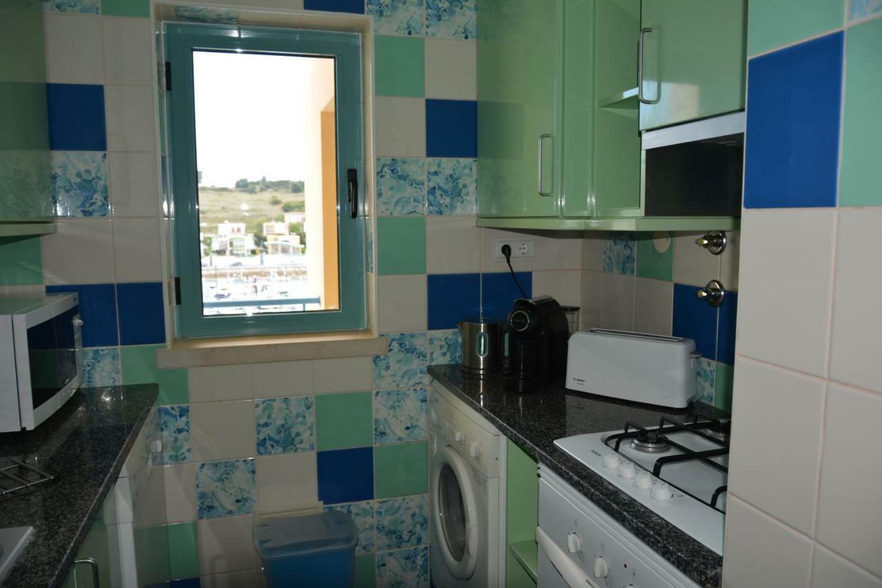 Stunning Apartment With Marina Views Albufeira Eksteriør bilde